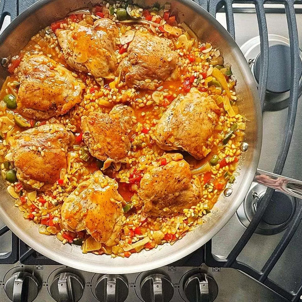 All-Clad Fry Pans & Skillets<D3 Stainless 3-Ply Bonded Cookware, Fry Pan With Lid, 14 Inch