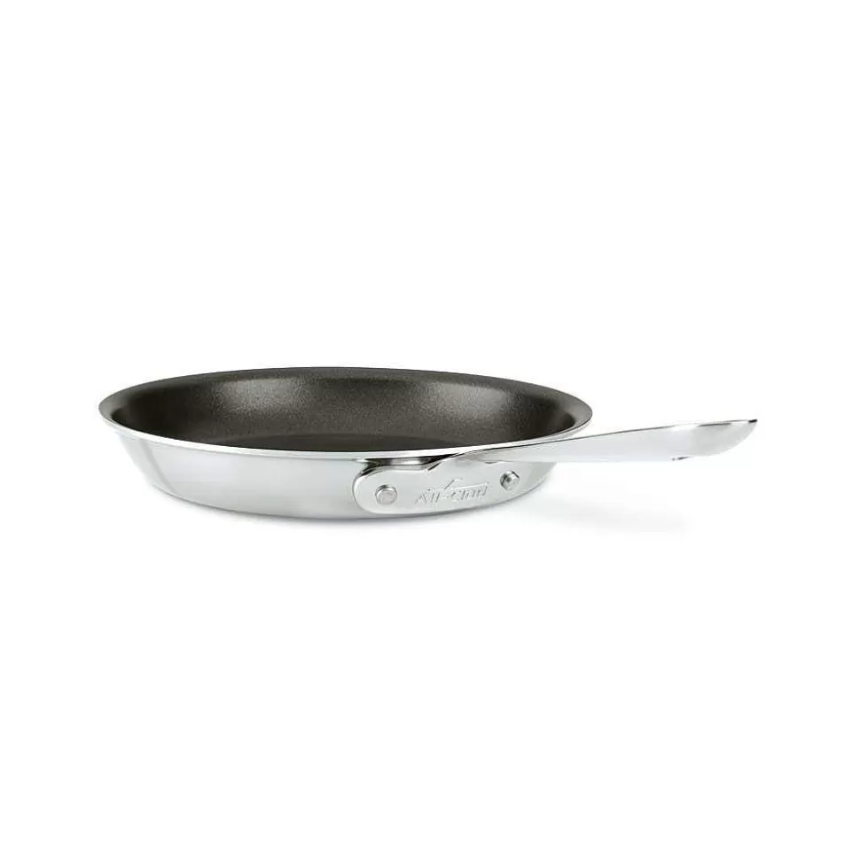 All-Clad Fry Pans & Skillets<D3 Stainless 3-Ply Bonded Cookware, Nonstick Egg Perfect Pan, 9 Inch