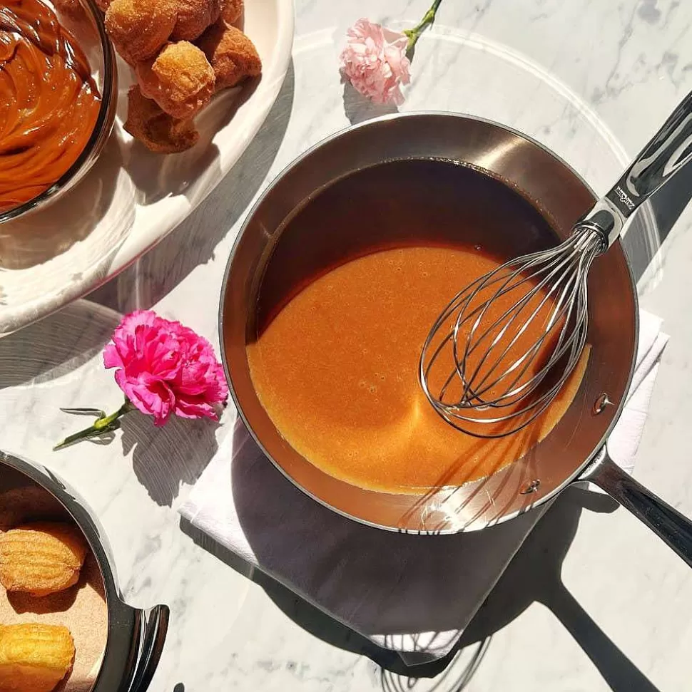 All-Clad Sauce Pans & Sauciers<D3 Stainless 3-Ply Bonded Cookware, Saucier With Whisk, 2 Quart