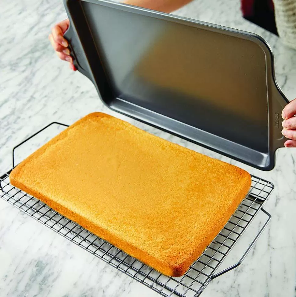All-Clad Baking Pans<Pro-Release Nonstick Bakeware, Half Sheet Pan, 17 X 11.5 Inch